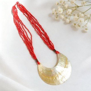 New Design Beads Necklace Shell Pendant